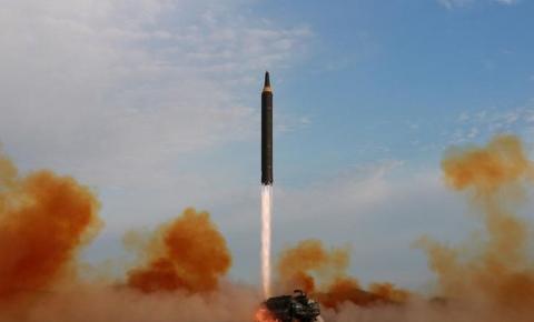 Coreia do Norte estaria construindo submarino para lançar mísseis