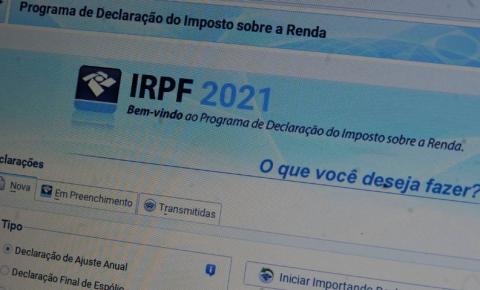 Guedes anuncia que faixa de isenção do IR passará para R$ 2,5 mil